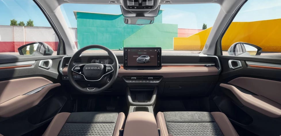 Innenraum des Škoda Epiq mit minimalistischem Cockpit